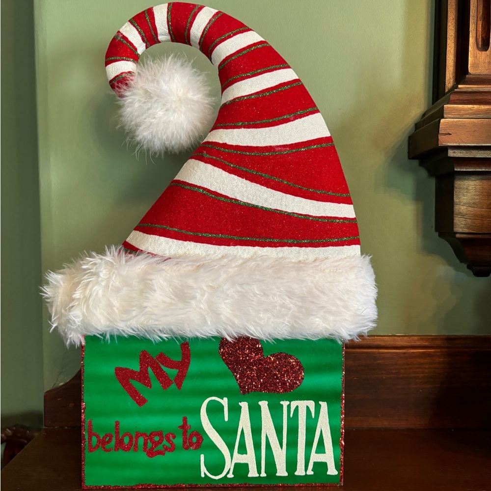 2014 Pier One My Heart Belongs to Santa Decoration